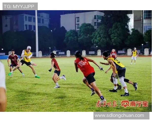 重庆飞盘队运动飞盘意识创新高引领体育新风潮